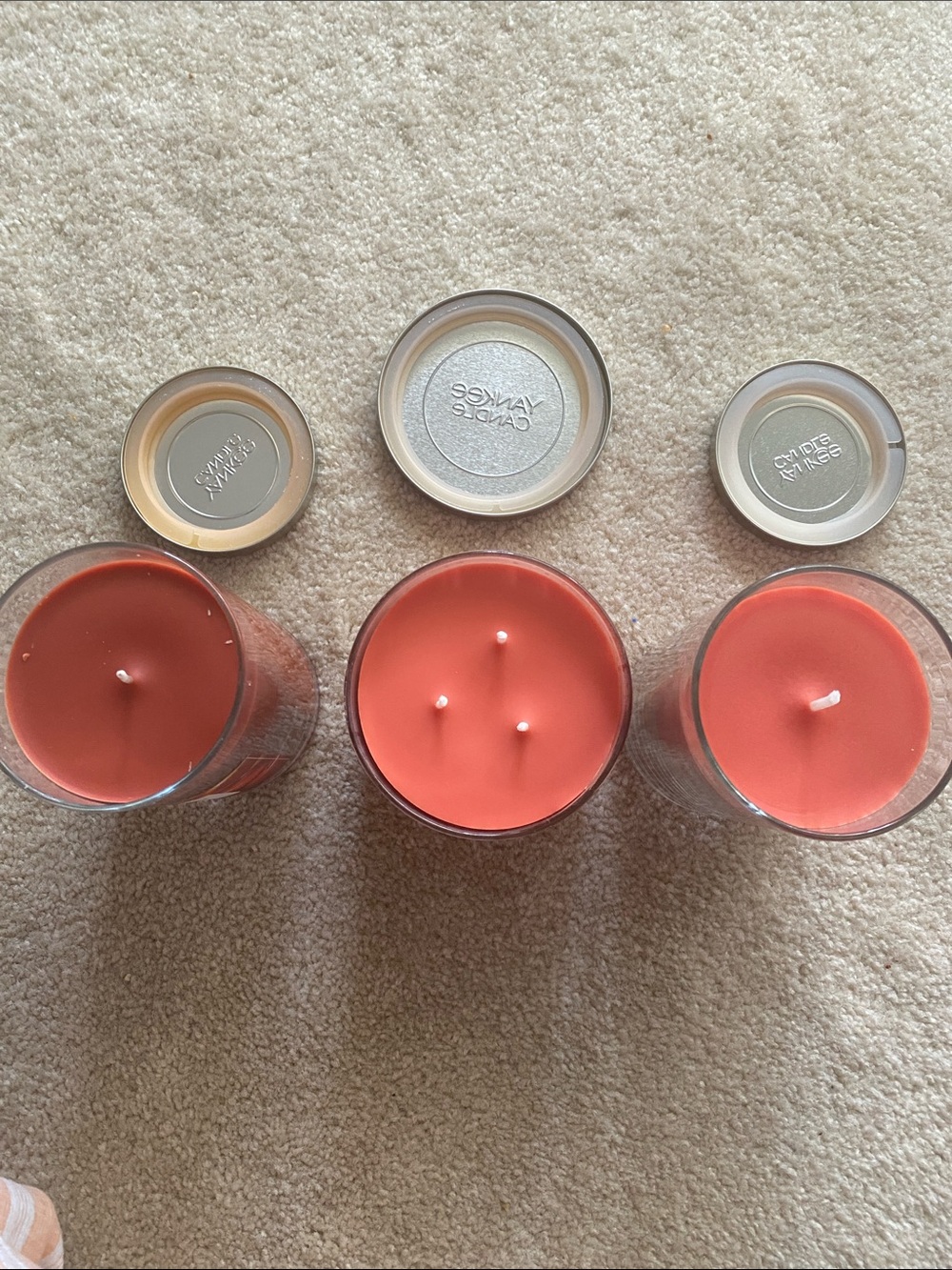 3 new candle bundle of Yankee candles! - Picture 6 of 6